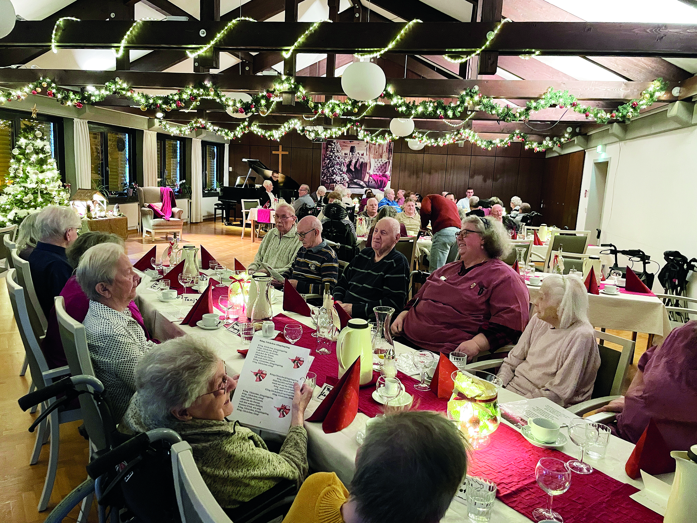 Weihnachtsfeier im Seniorenheim